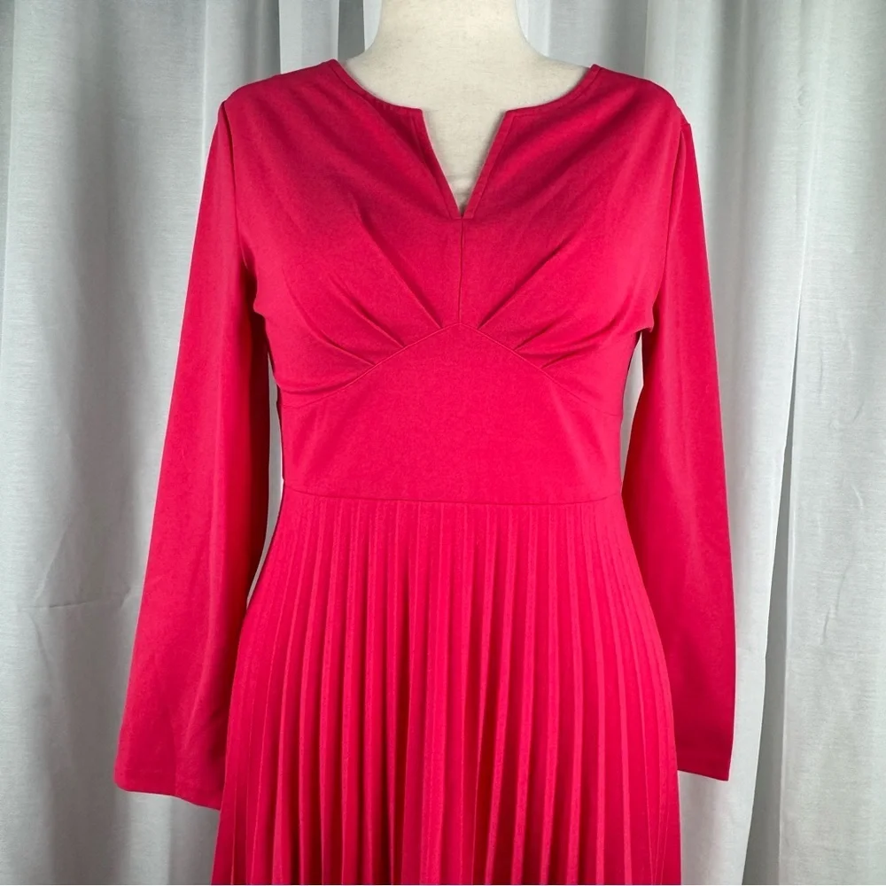 Pink Pleated Dress - Picture 2 of 5